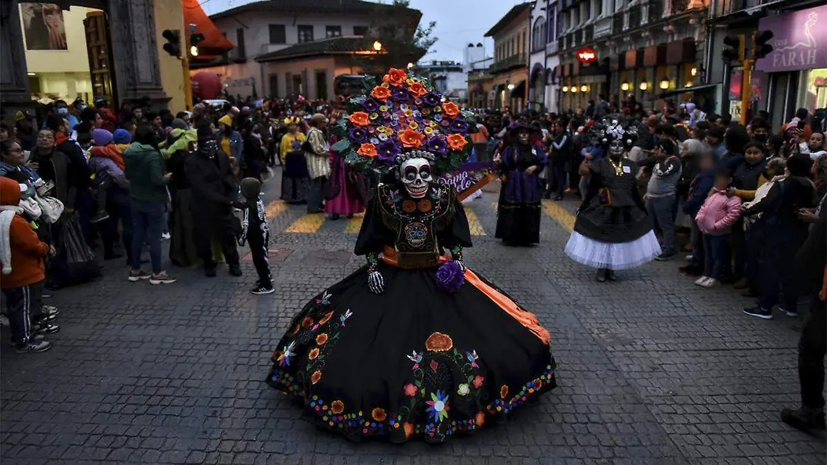 Desfile de catrinas en Xalapa